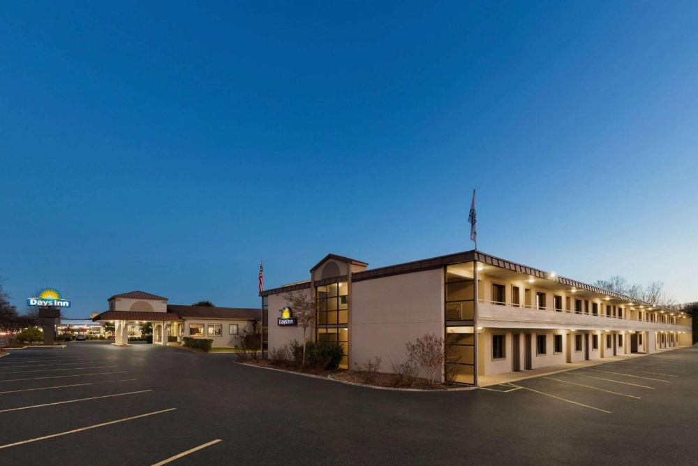 Days Inn by Wyndham Oak Ridge Knoxville